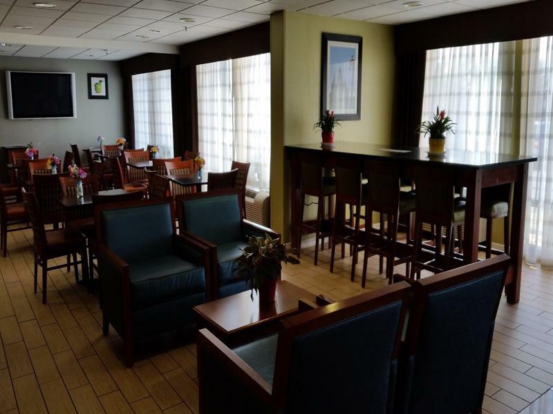阿伦敦多丽公园地区快捷假日&套房酒店 外观 照片